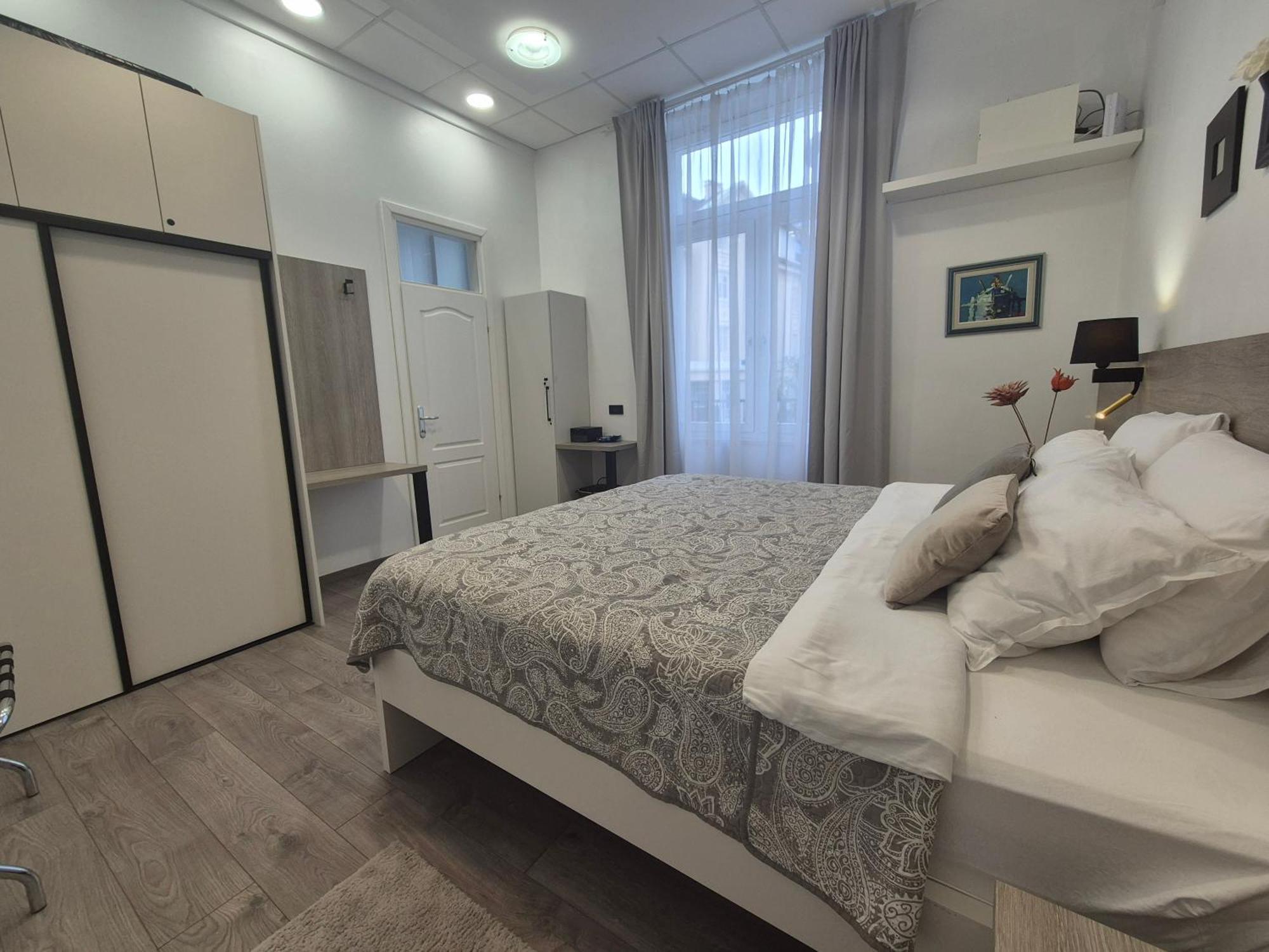 Superior Seaview Apartma *